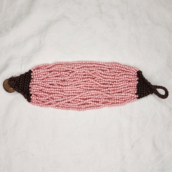 Vintage pink coral bead bracelet - Picture 2 of 6